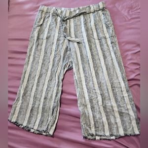 Light weight wide keg ankle pants